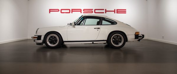 Porsche 911 G model